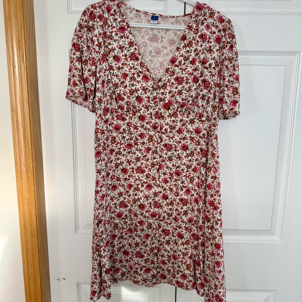 Old Navy Red/pink and White Floral Mini Dress